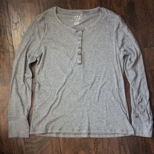 Women's long sleeve shirt